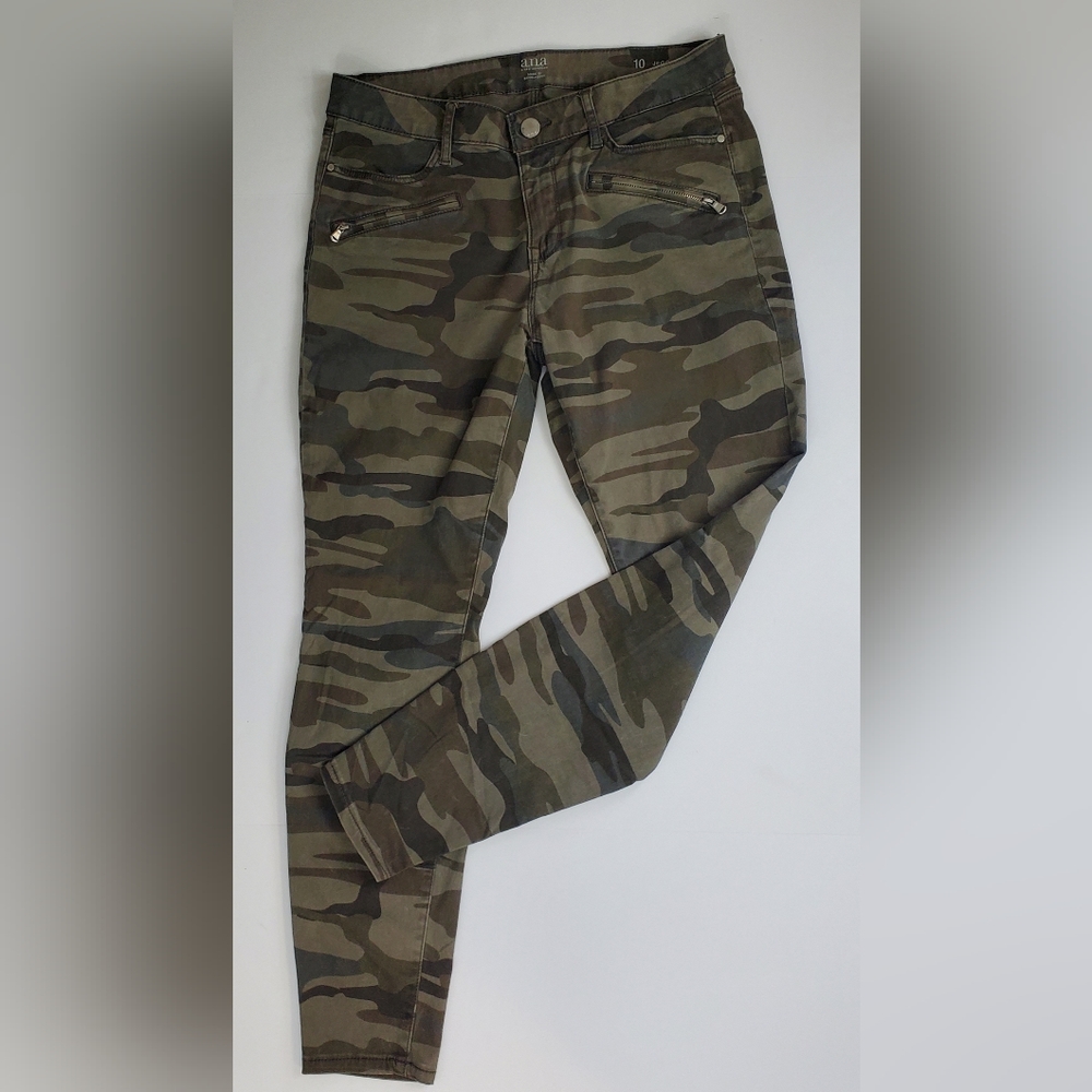 a.n.a. Camouflage Stretchy Jeggings with Regular and Faux Zipper Pockets